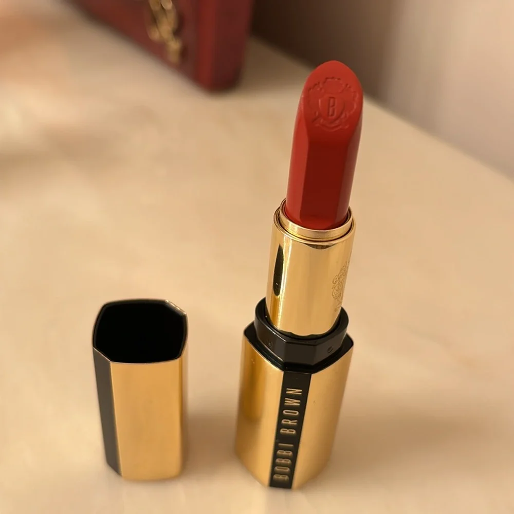 Bobbi Brown New York Sunset Luxe Lipstick 521 Rich Burgundy